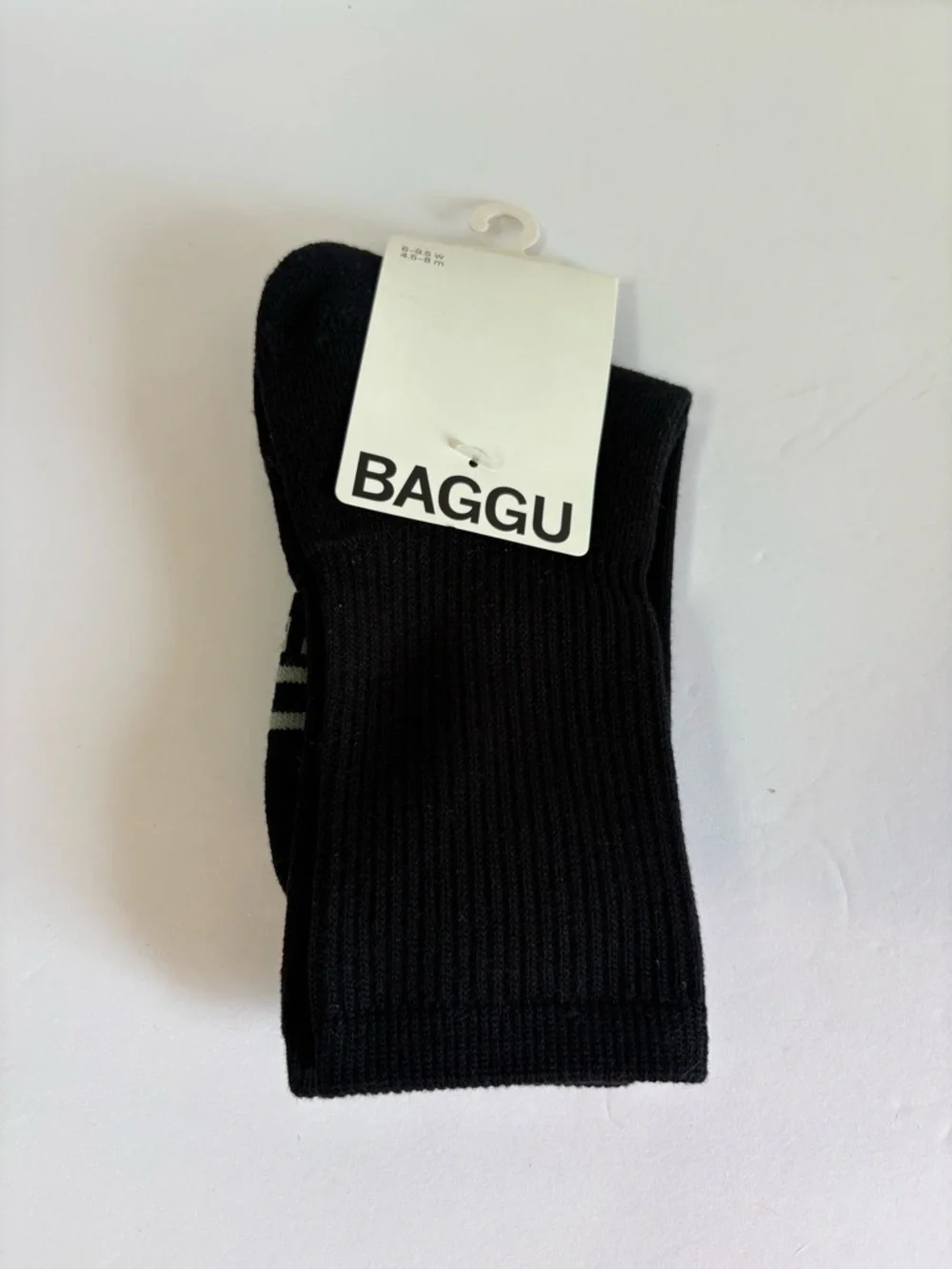 NWT BAGGU Ribbed Socks